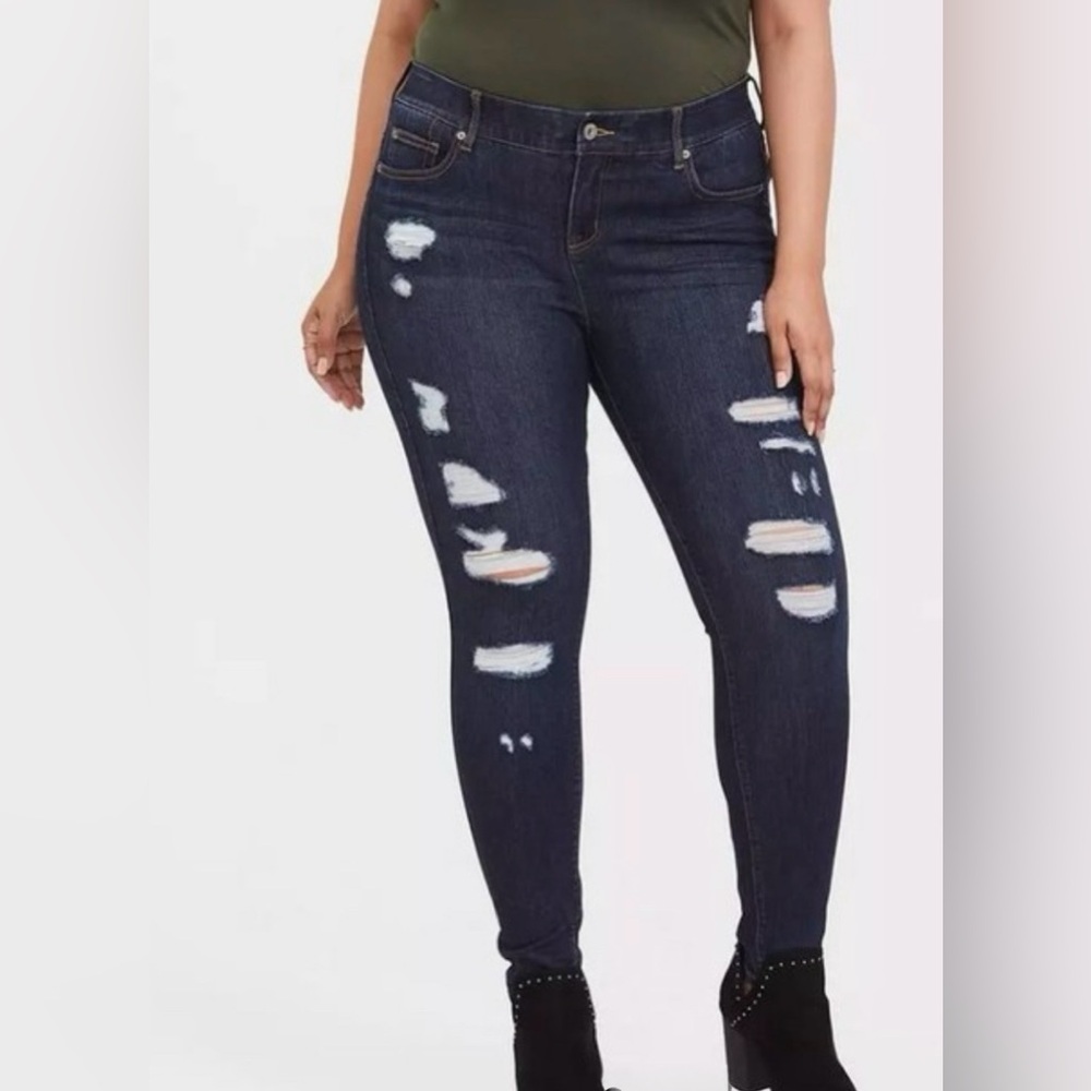 Torrid Bombshell Skinny Jeans 20XS • Premim Stretch • Dark Wash • NWT